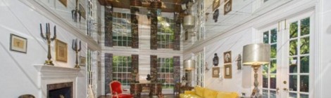 Mirror, Mirror on the… Ceiling?