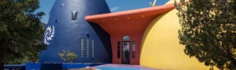 Life in Curvy Technicolor