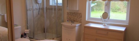 A VERY “En Suite” Bathroom