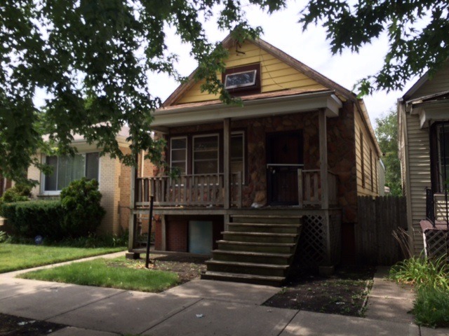 6810 S Bell Ave., Chicago, IL 60636